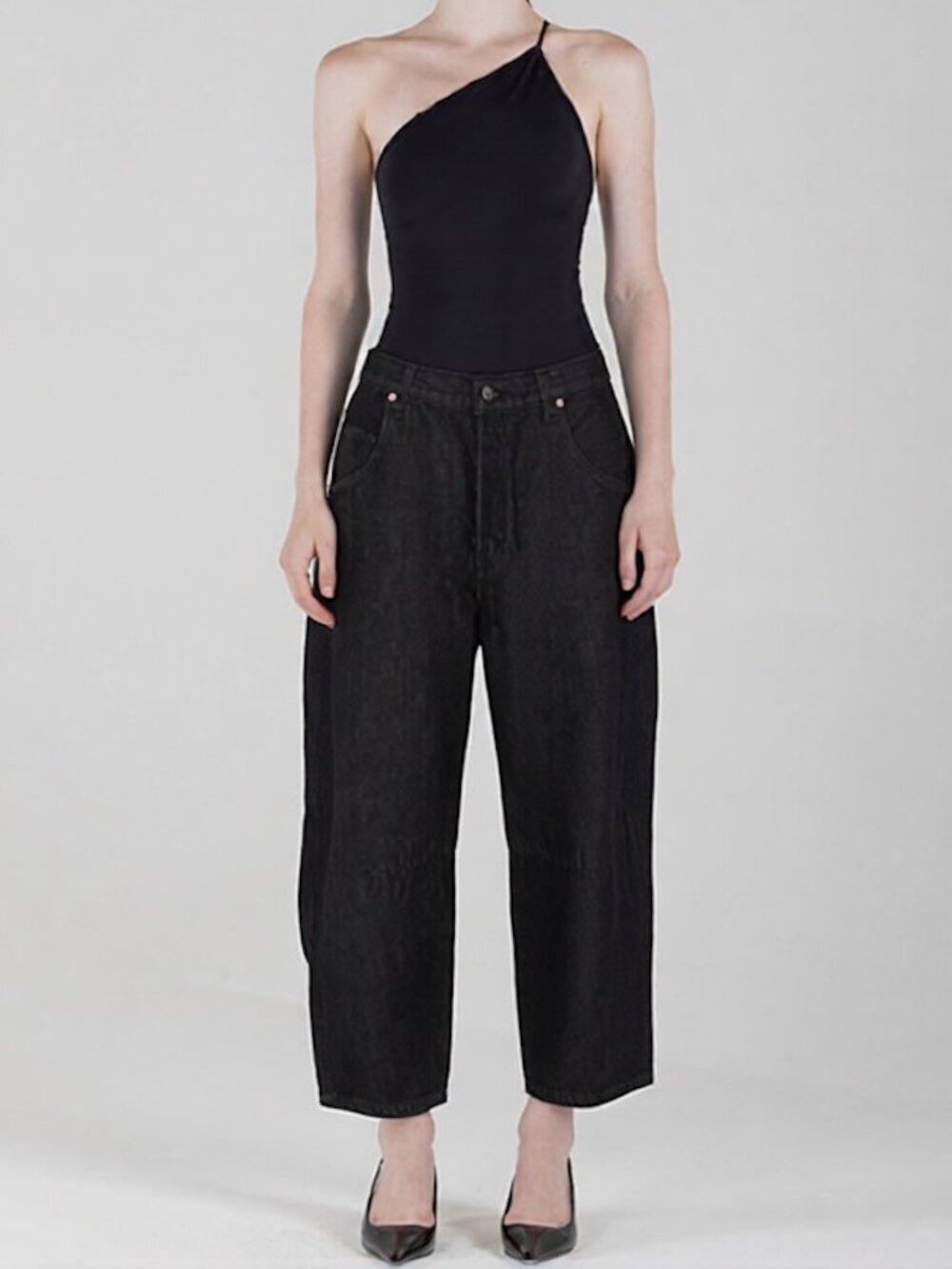 NWT Etica Quinn Barrel Jeans Size 29